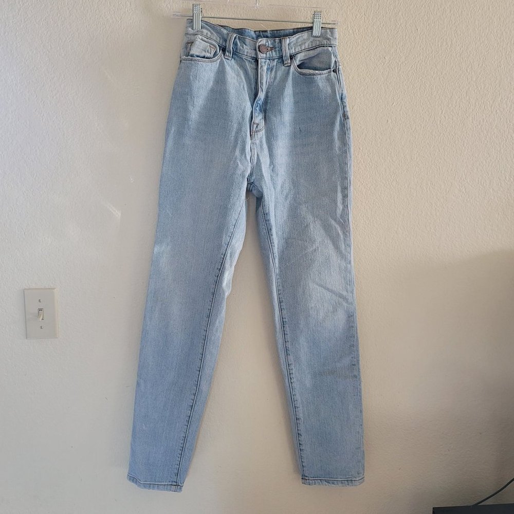 BDG high-rise mom jeans, light wash